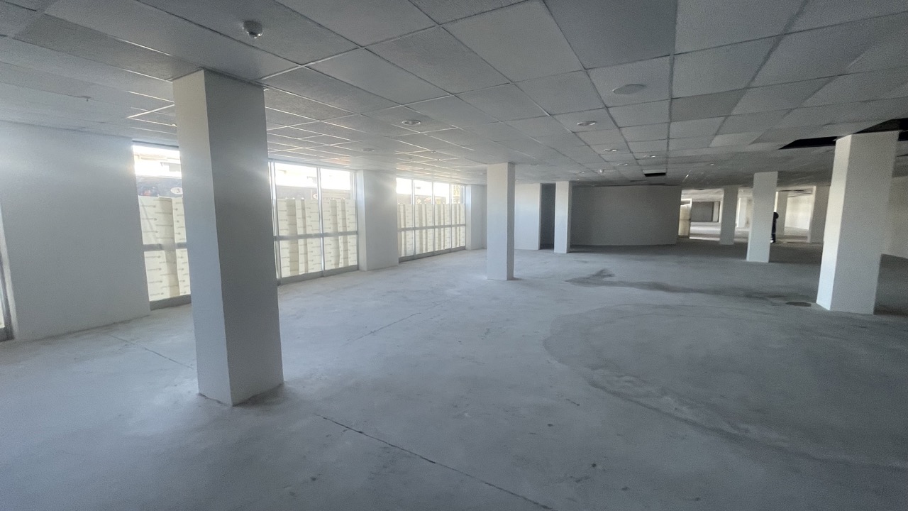 To Let commercial Property for Rent in Athlone Western Cape